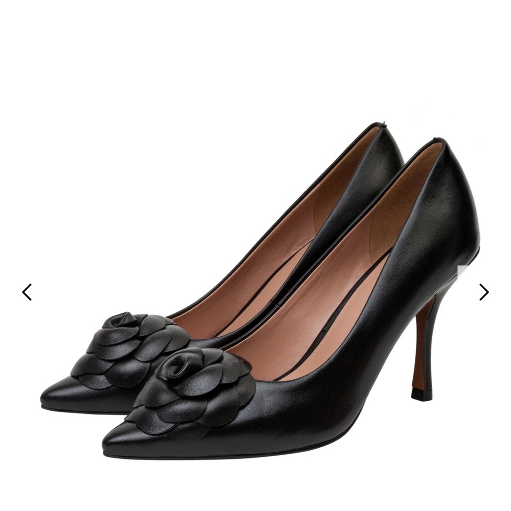 Linea Paolo PRIMROSE STYLE STEALS I Rosette Flower Dress Pumps Size 6